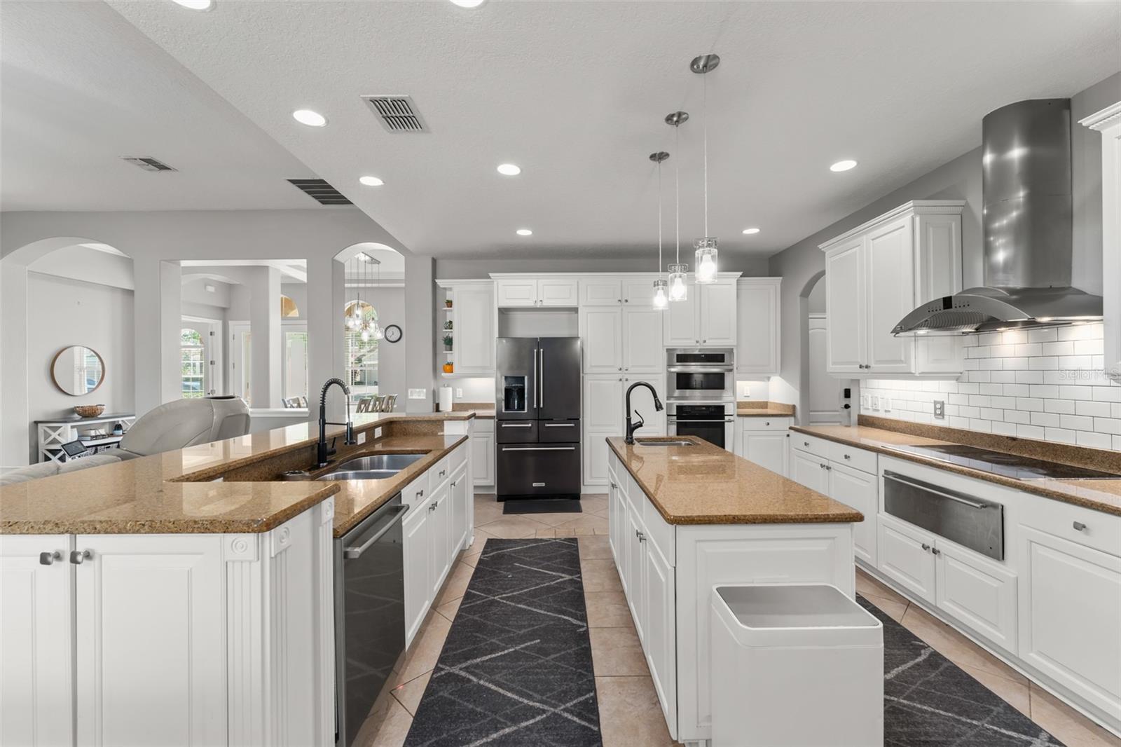 Image 17 of 66 For 9436 Walnut Crest Drive