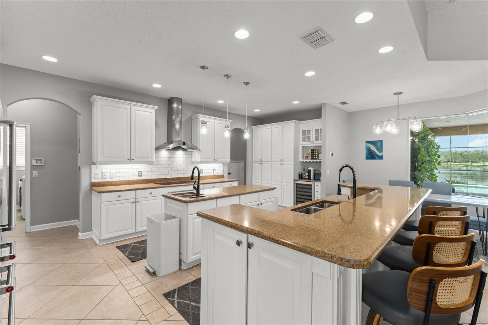 Image 20 of 66 For 9436 Walnut Crest Drive