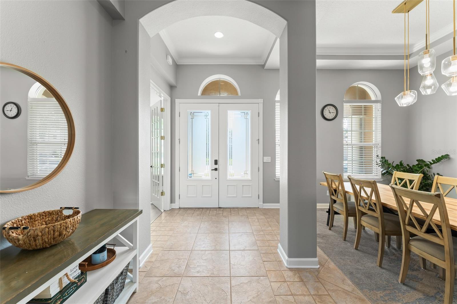 Image 6 of 66 For 9436 Walnut Crest Drive