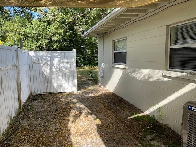 Image 10 of 14 For 1032 Fern Creek Avenue