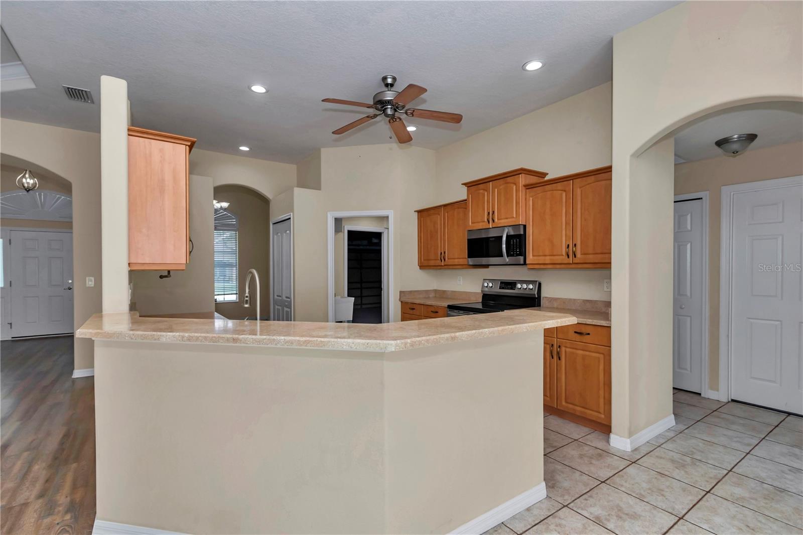 Image 15 of 47 For 57 Chrysanthemum Drive