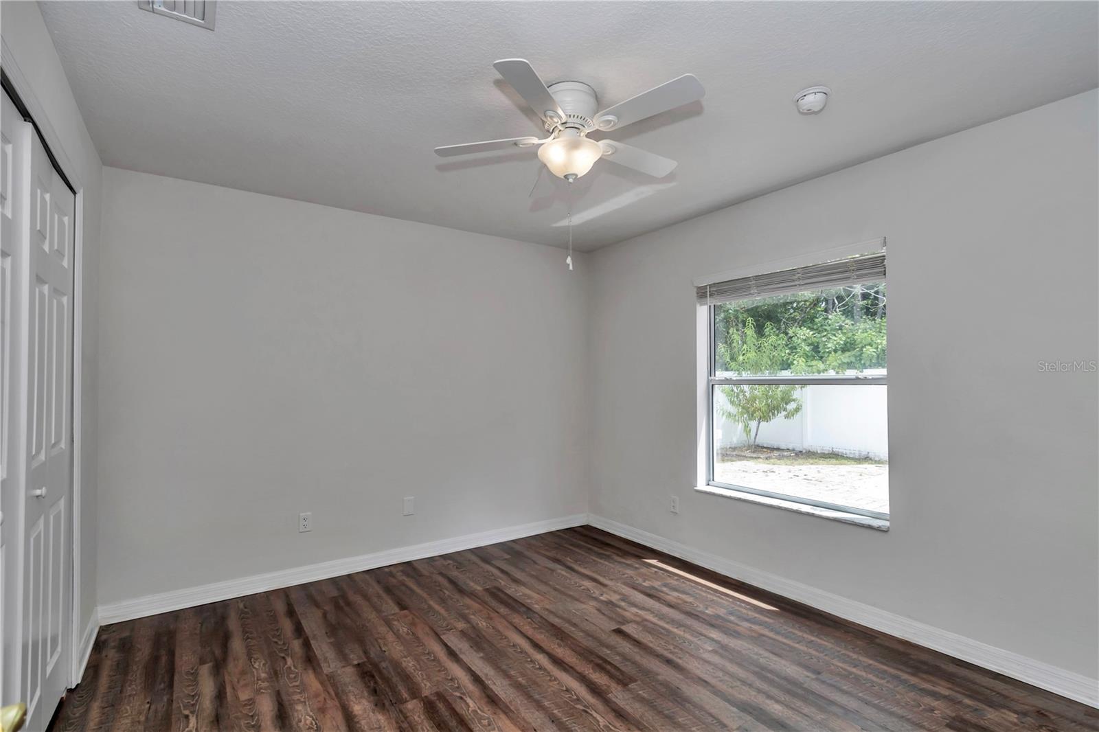 Image 17 of 47 For 57 Chrysanthemum Drive