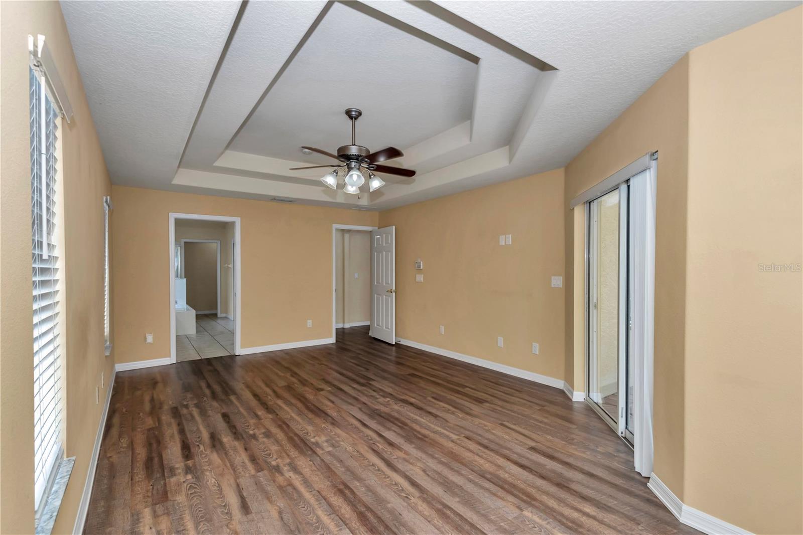 Image 33 of 47 For 57 Chrysanthemum Drive