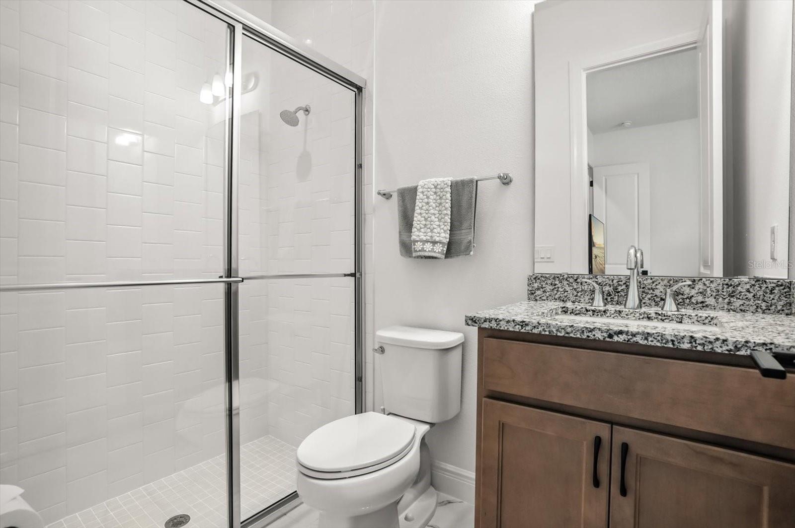 Image 21 of 44 For 9733 Laurel Berry Drive
