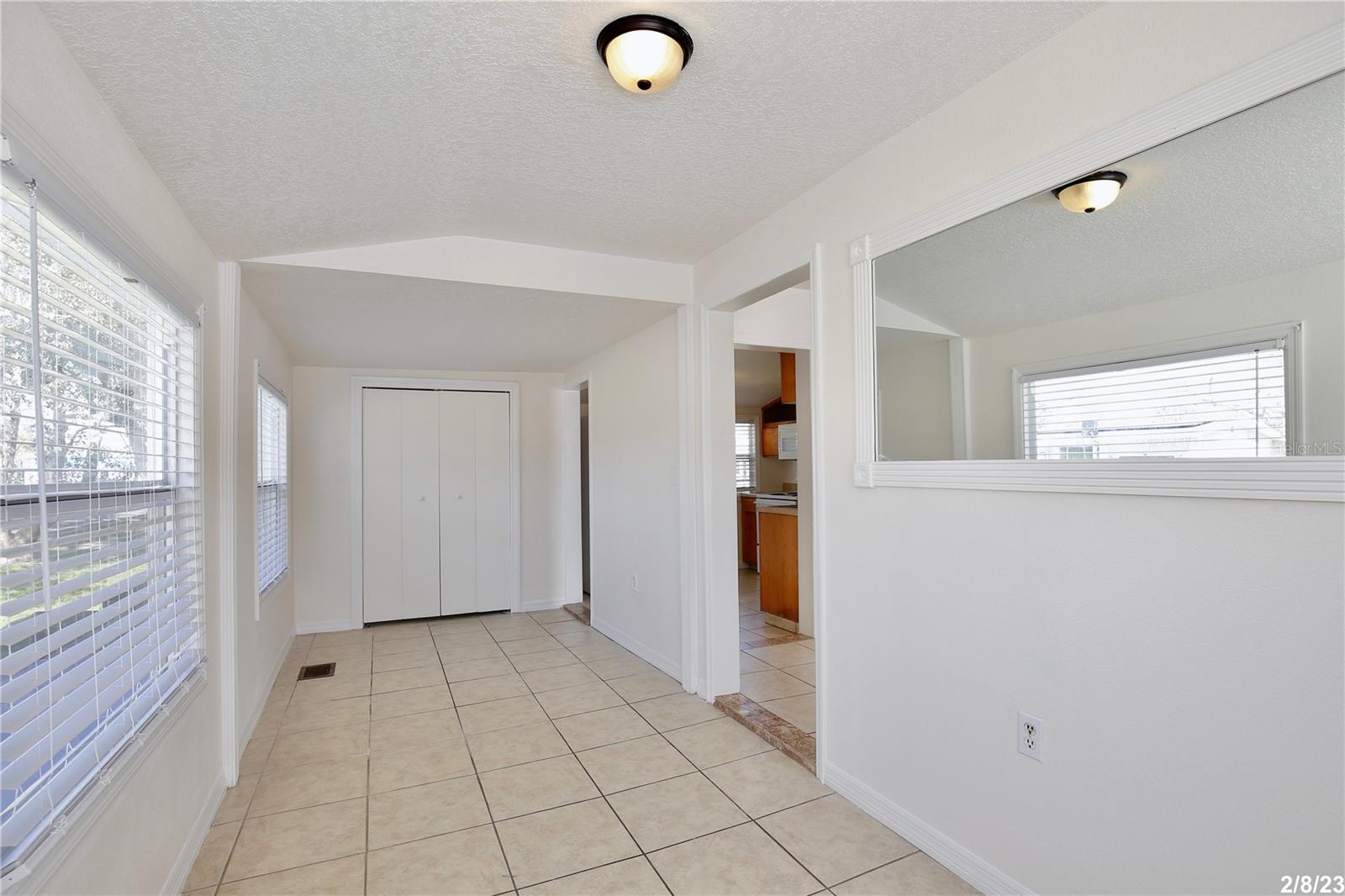Image 3 of 15 For 1423 Kentucky Avenue
