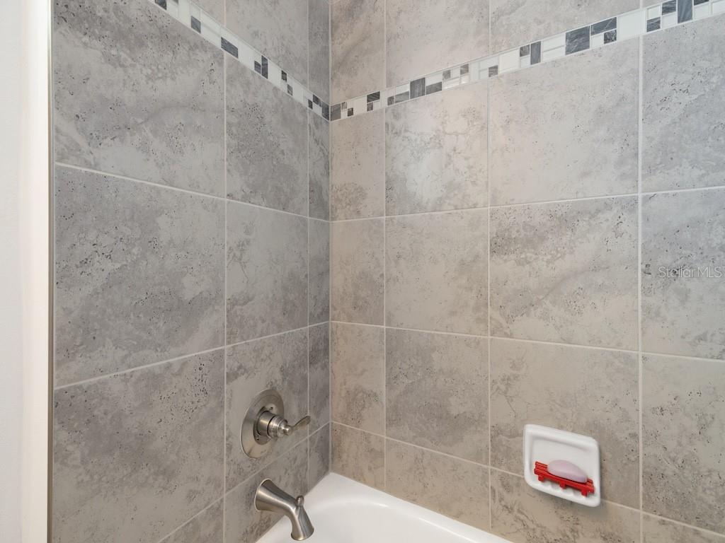 Image 16 of 31 For 2557 Bella Vista Circle
