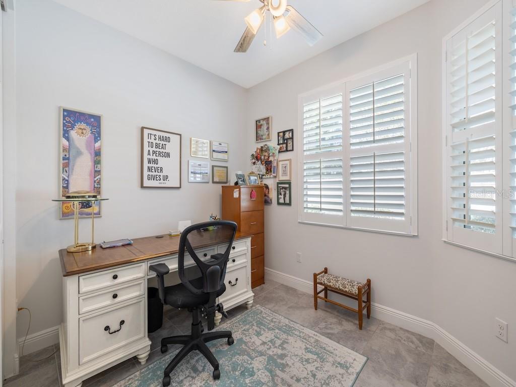 Image 19 of 31 For 2557 Bella Vista Circle
