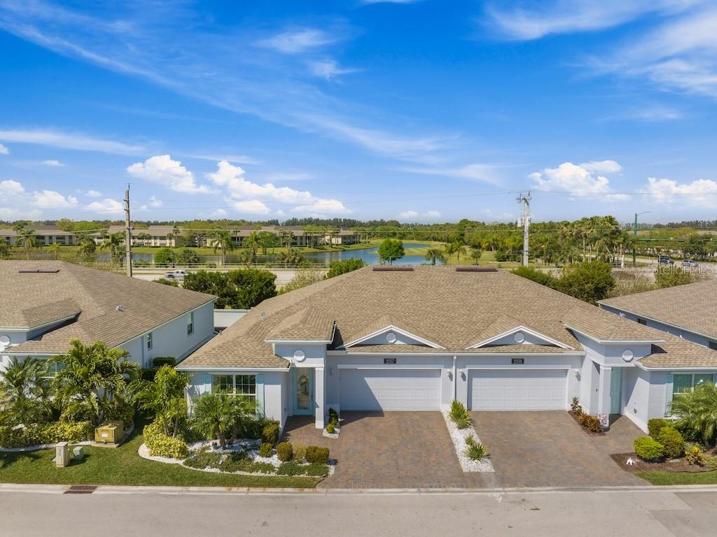 Image 3 of 31 For 2557 Bella Vista Circle