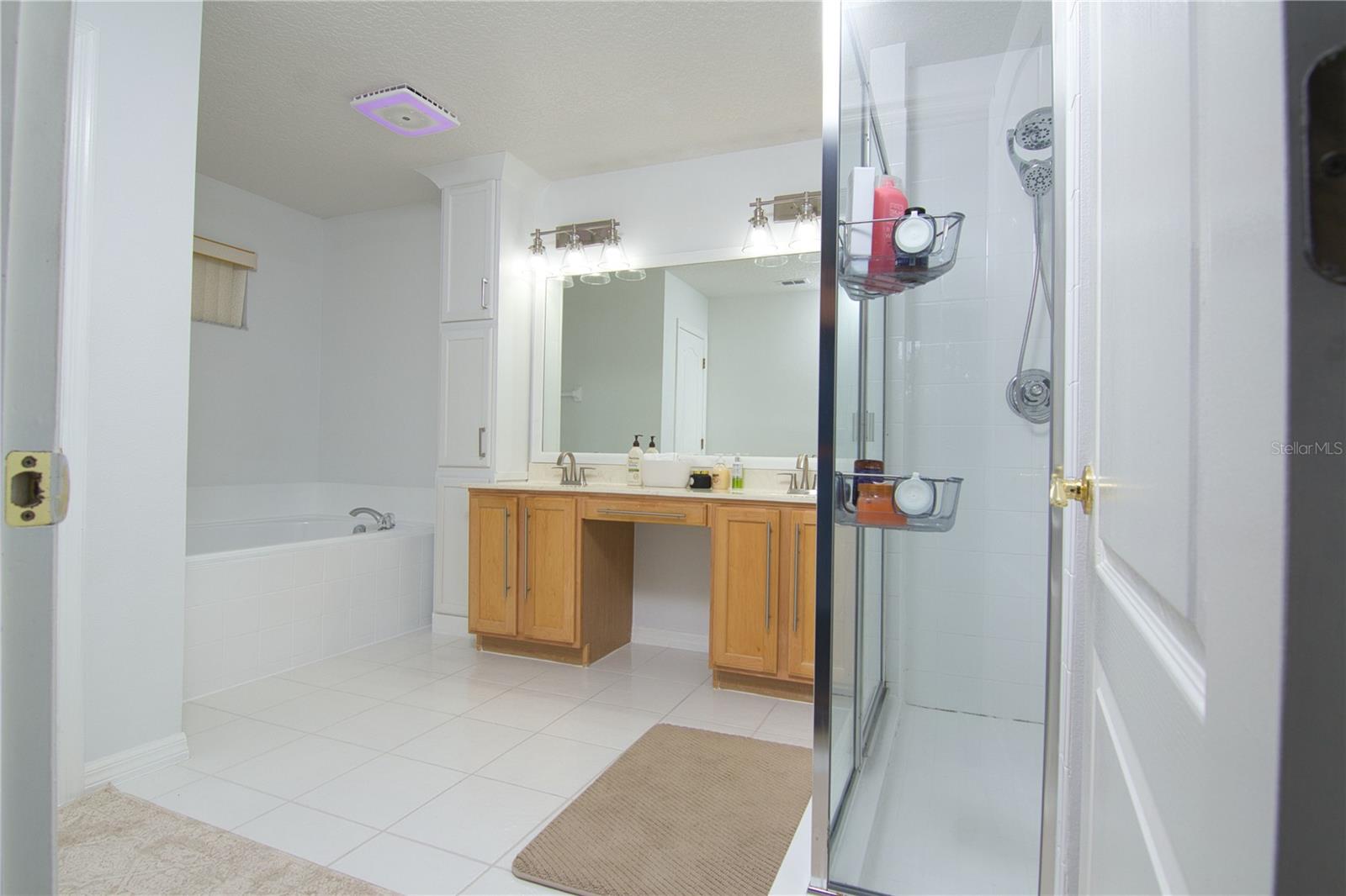 Image 21 of 30 For 2229 Grand Poplar Street