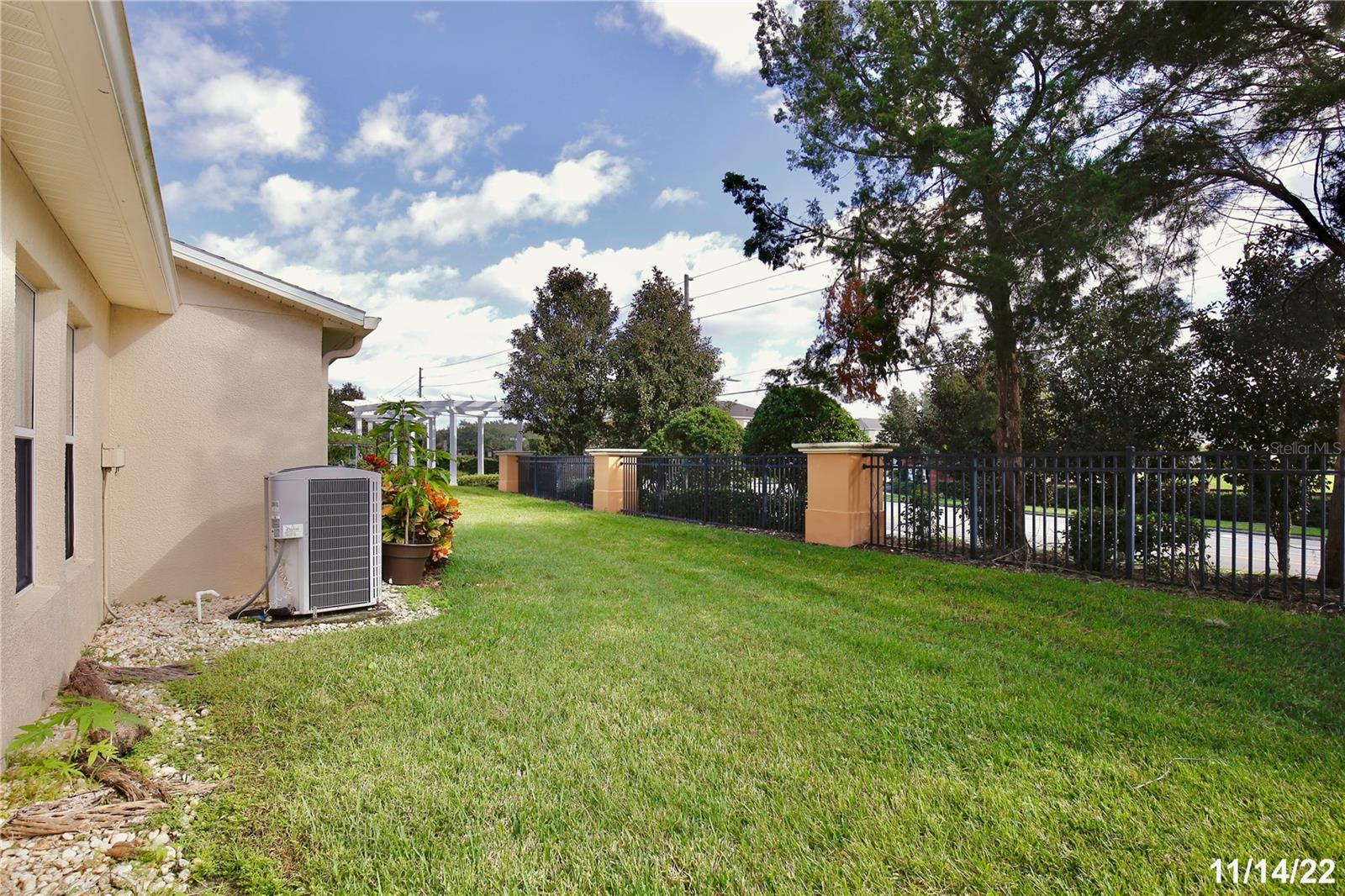 Image 22 of 25 For 13693 Golden Russet Drive