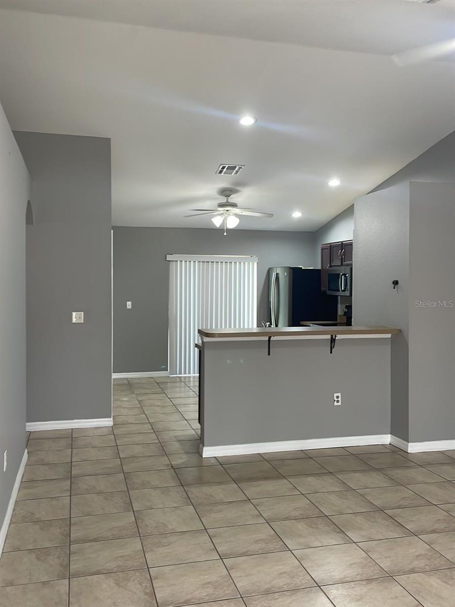 Image 2 of 10 For 2765 Courtland Boulevard
