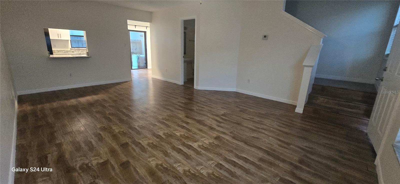 Image 8 of 17 For 6299 Arlington Court 212