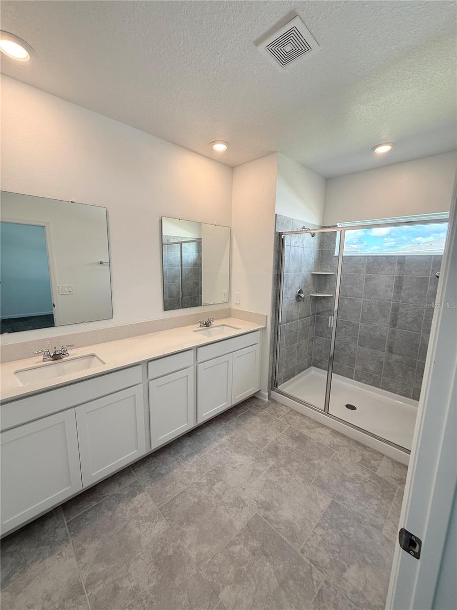 Image 21 of 28 For 2704 Pierr Street
