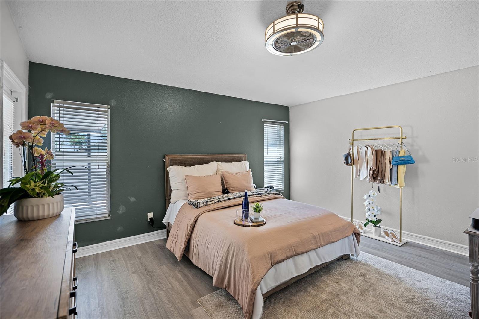 Image 12 of 24 For 12829 Kings Lake Drive