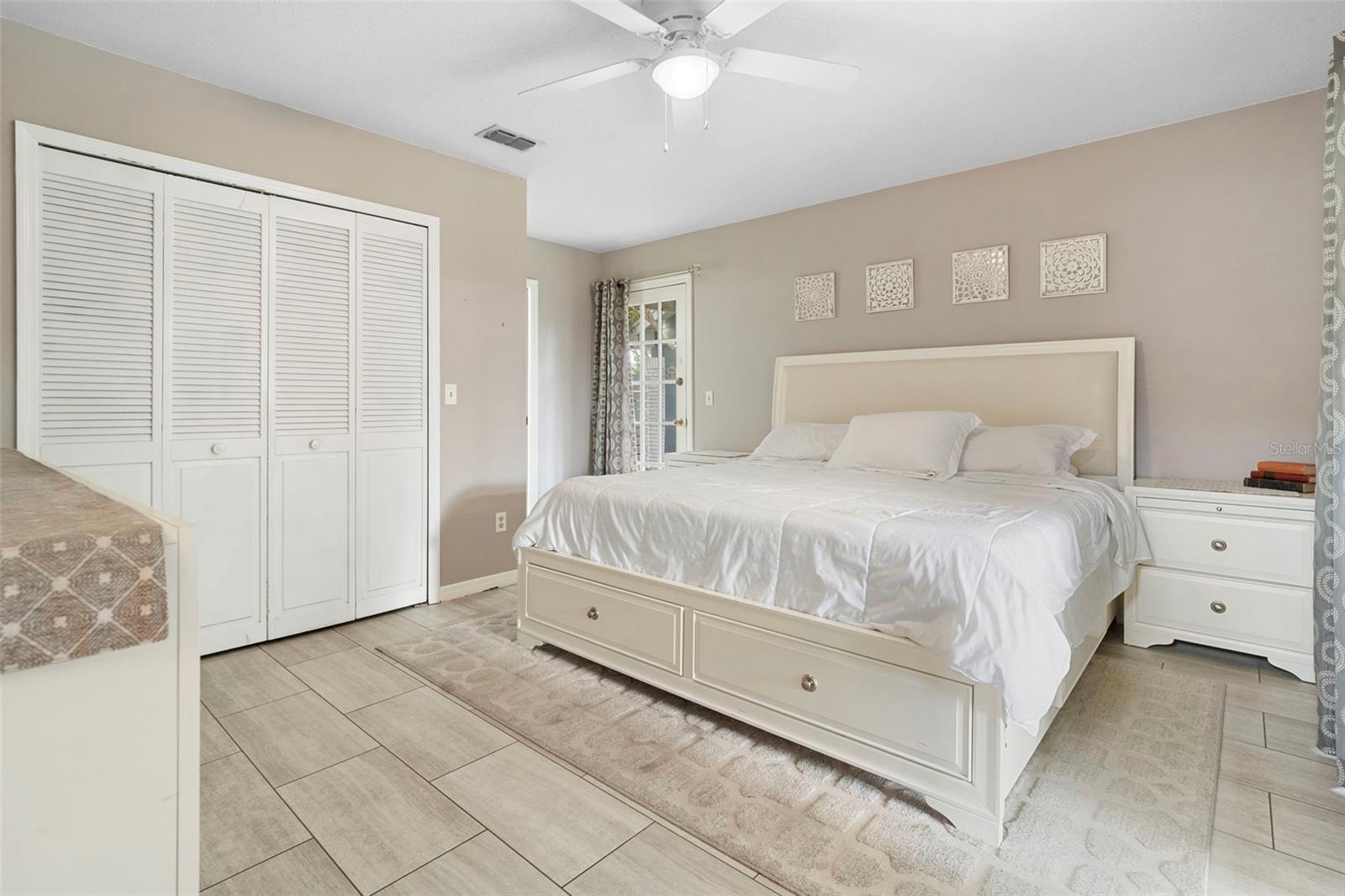 Image 13 of 33 For 3030 Bridgehampton Lane