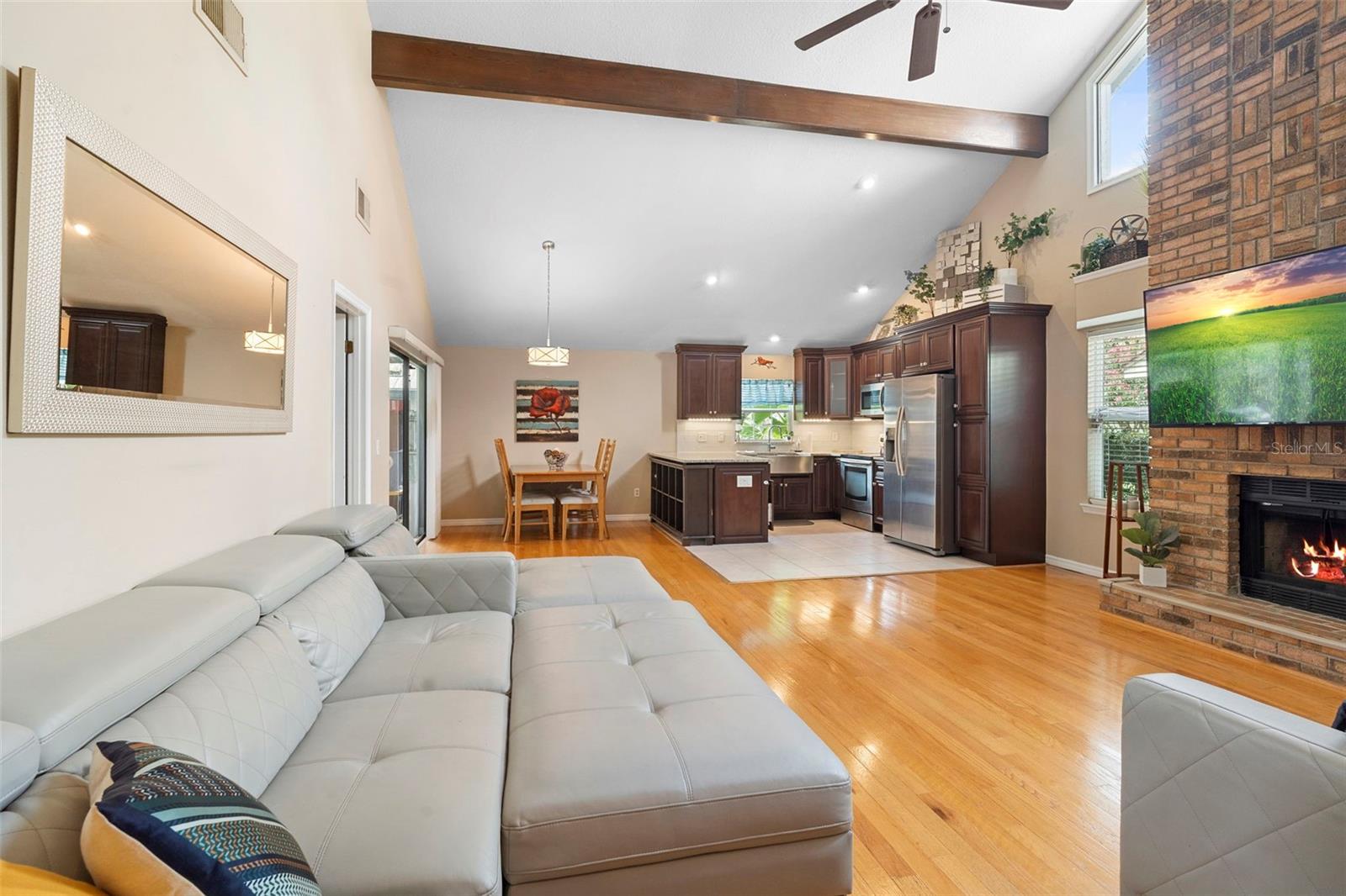 Image 8 of 33 For 3030 Bridgehampton Lane