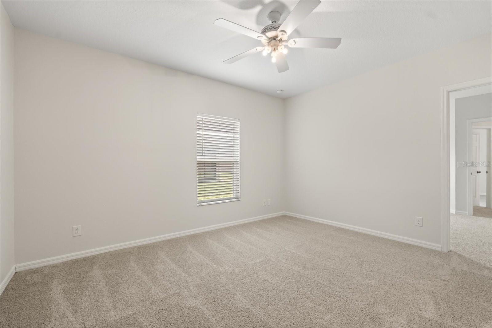 Image 11 of 32 For 204 Sangmon Court