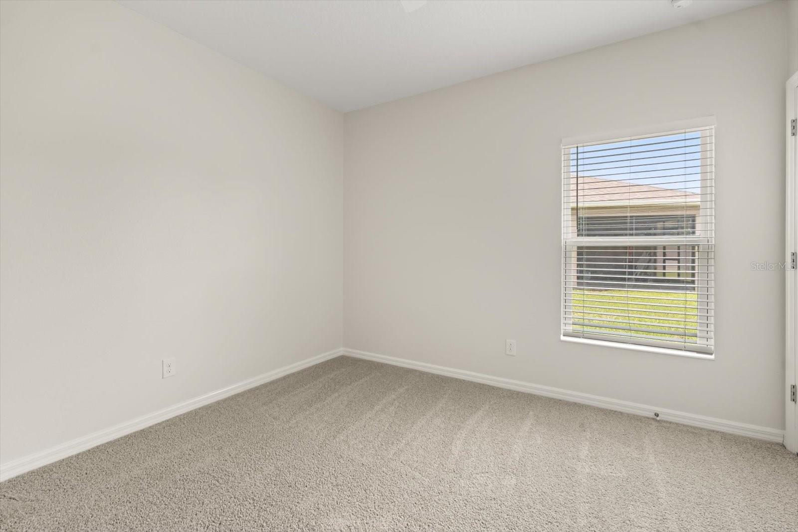 Image 12 of 32 For 204 Sangmon Court