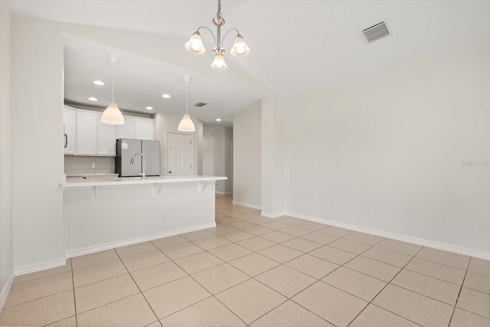 Image 14 of 32 For 204 Sangmon Court