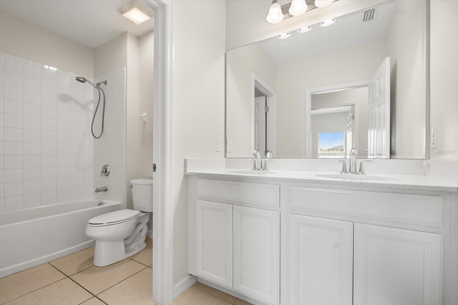 Image 21 of 32 For 204 Sangmon Court