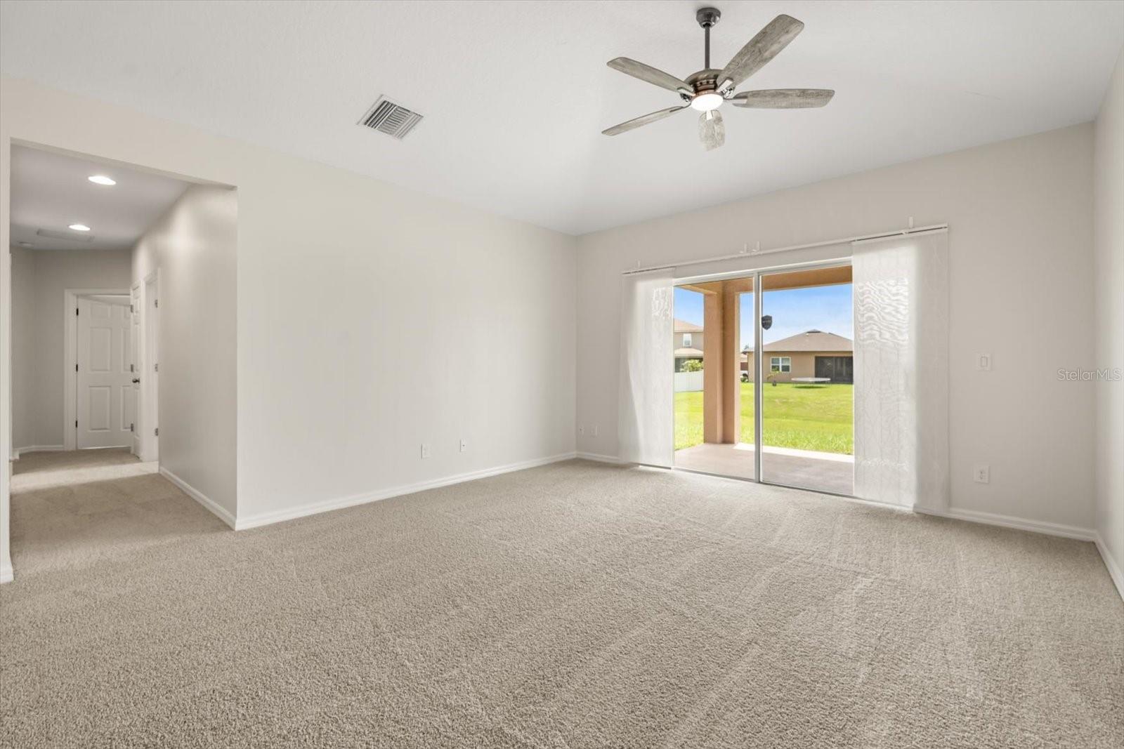 Image 4 of 32 For 204 Sangmon Court