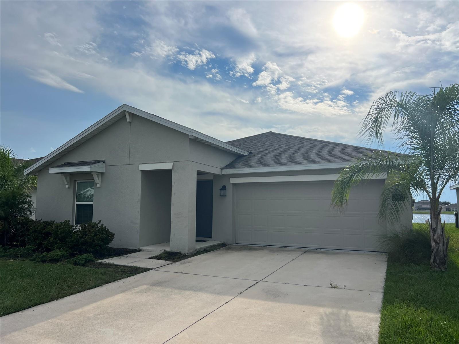 Image 2 of 16 For 292 Pineywoods Street