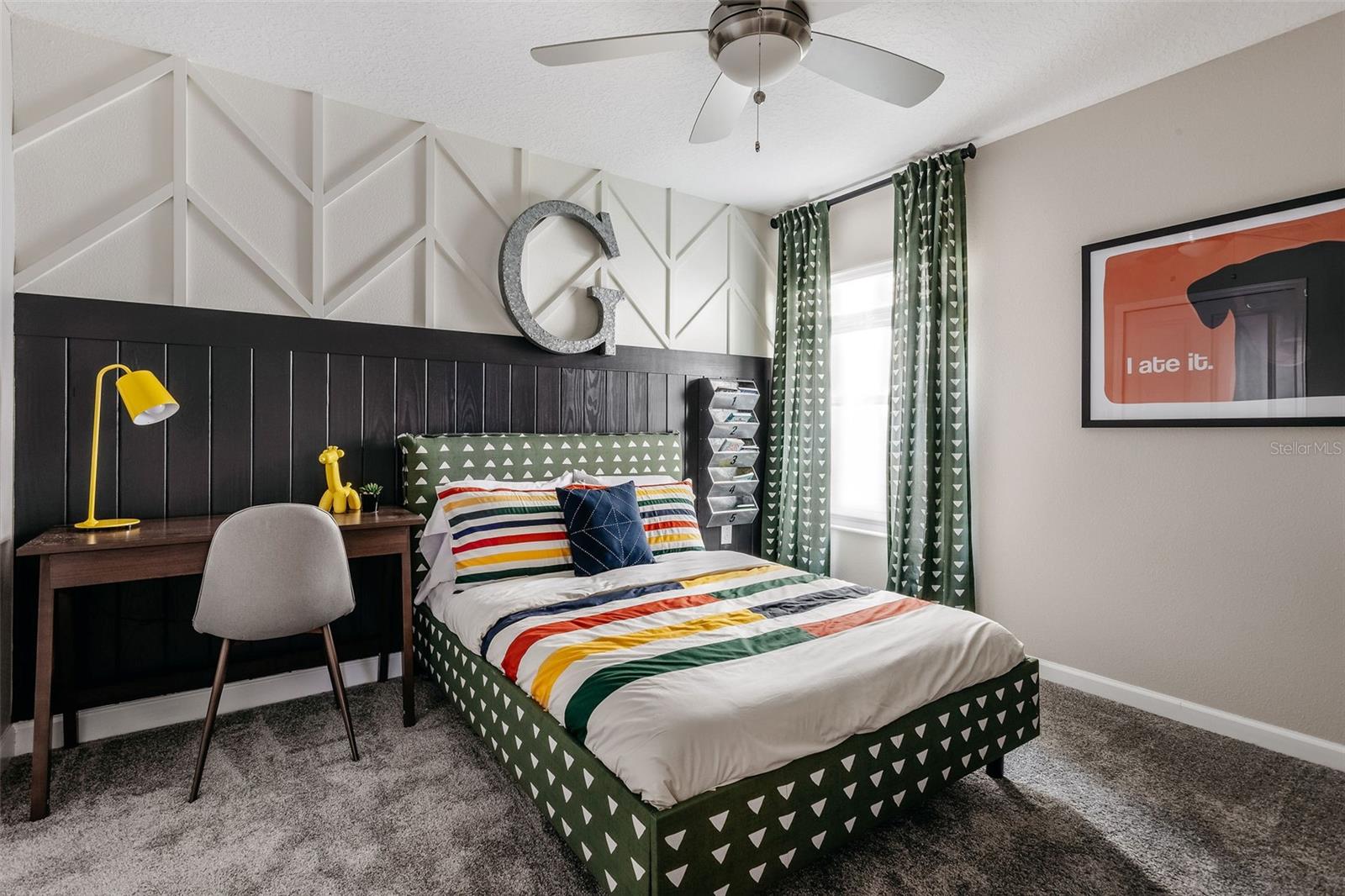 Image 10 of 28 For 2011 Myrtle Pine Street