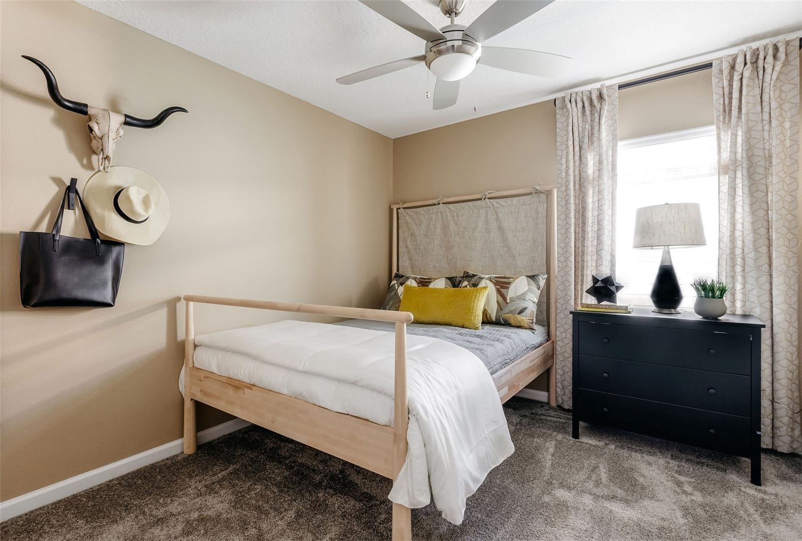 Image 12 of 28 For 2011 Myrtle Pine Street