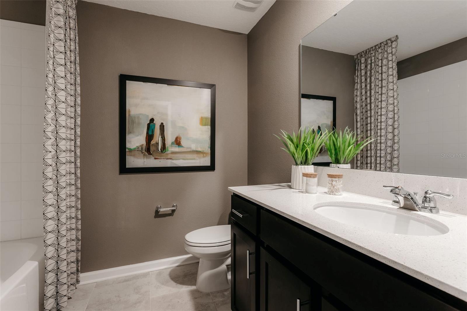 Image 13 of 28 For 2011 Myrtle Pine Street