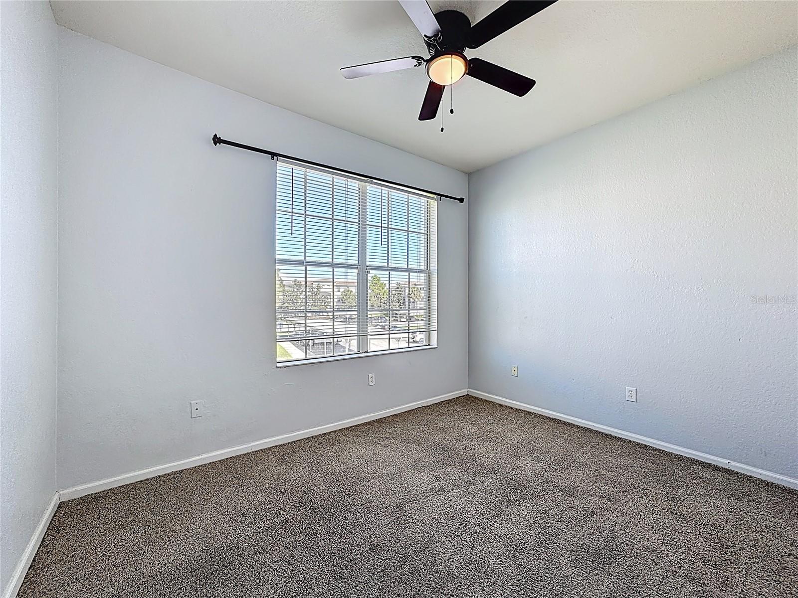 Image 23 of 55 For 3001 Greystone Loop 208