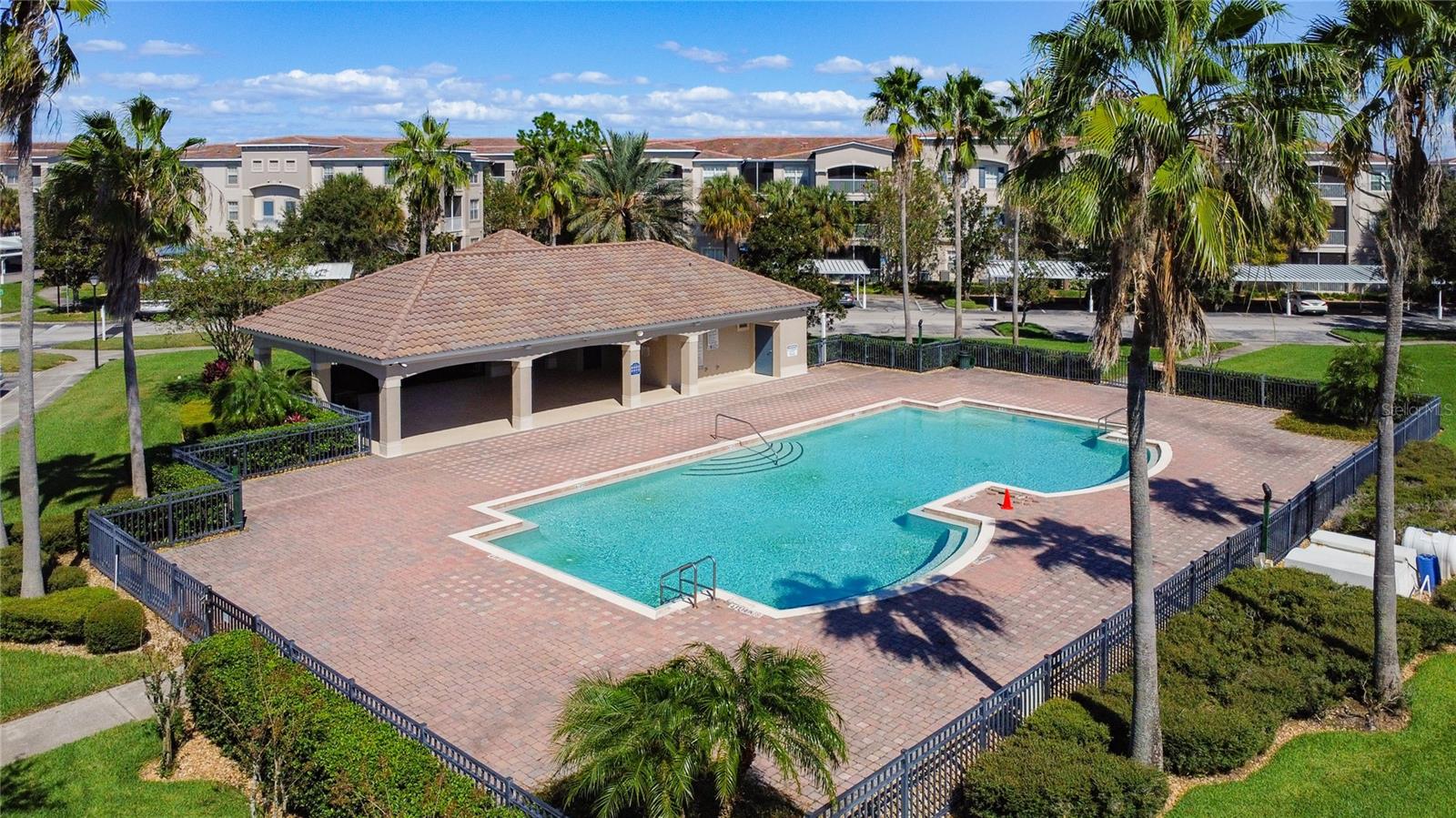 Image 3 of 55 For 3001 Greystone Loop 208