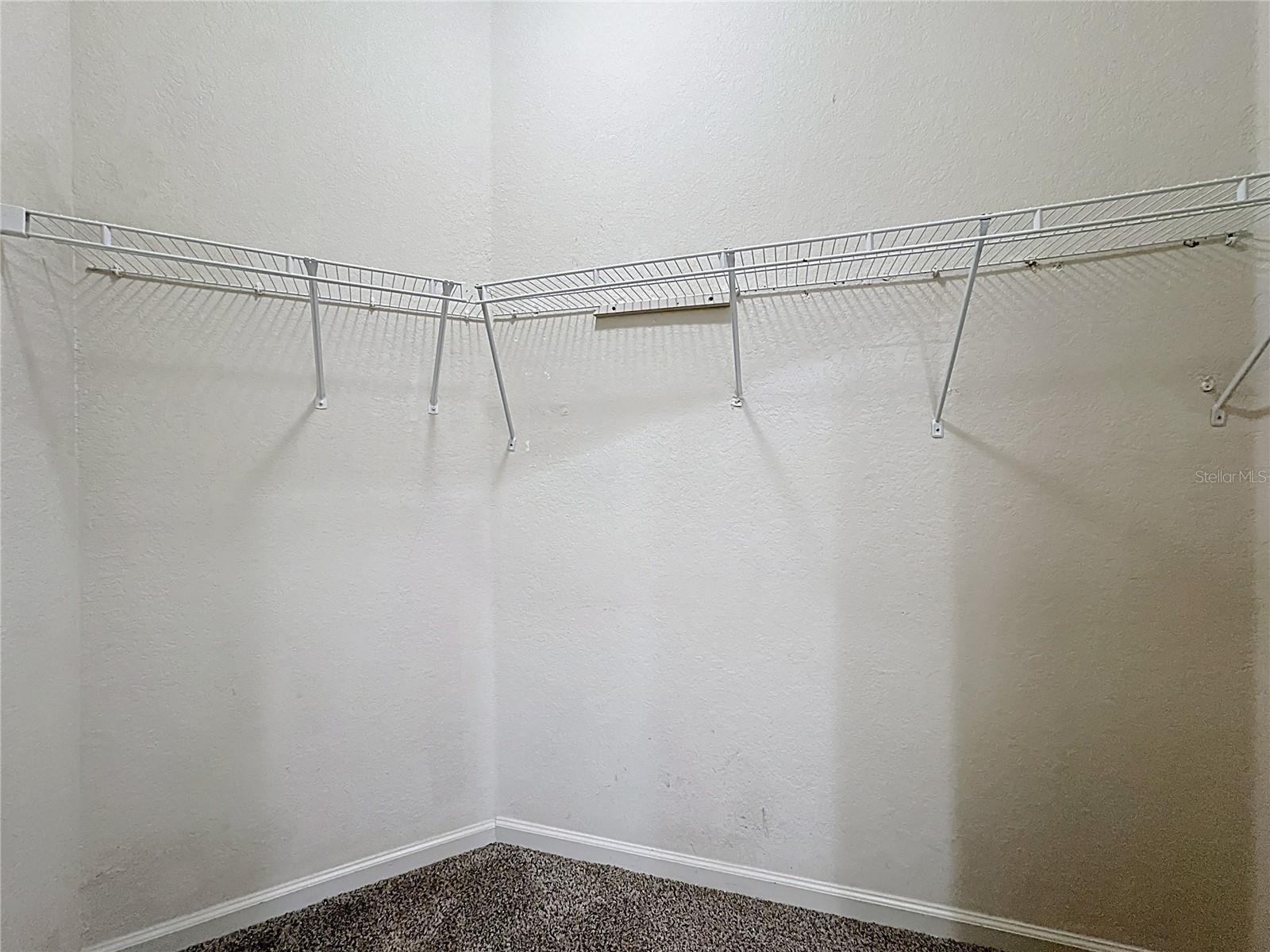 Image 36 of 55 For 3001 Greystone Loop 208