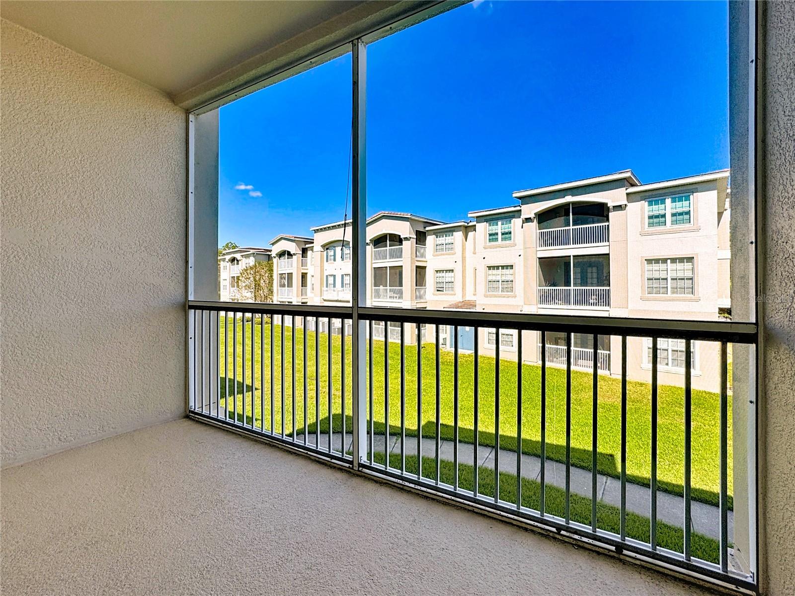 Image 4 of 55 For 3001 Greystone Loop 208