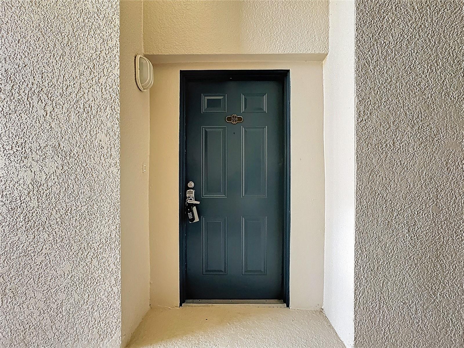 Image 7 of 55 For 3001 Greystone Loop 208