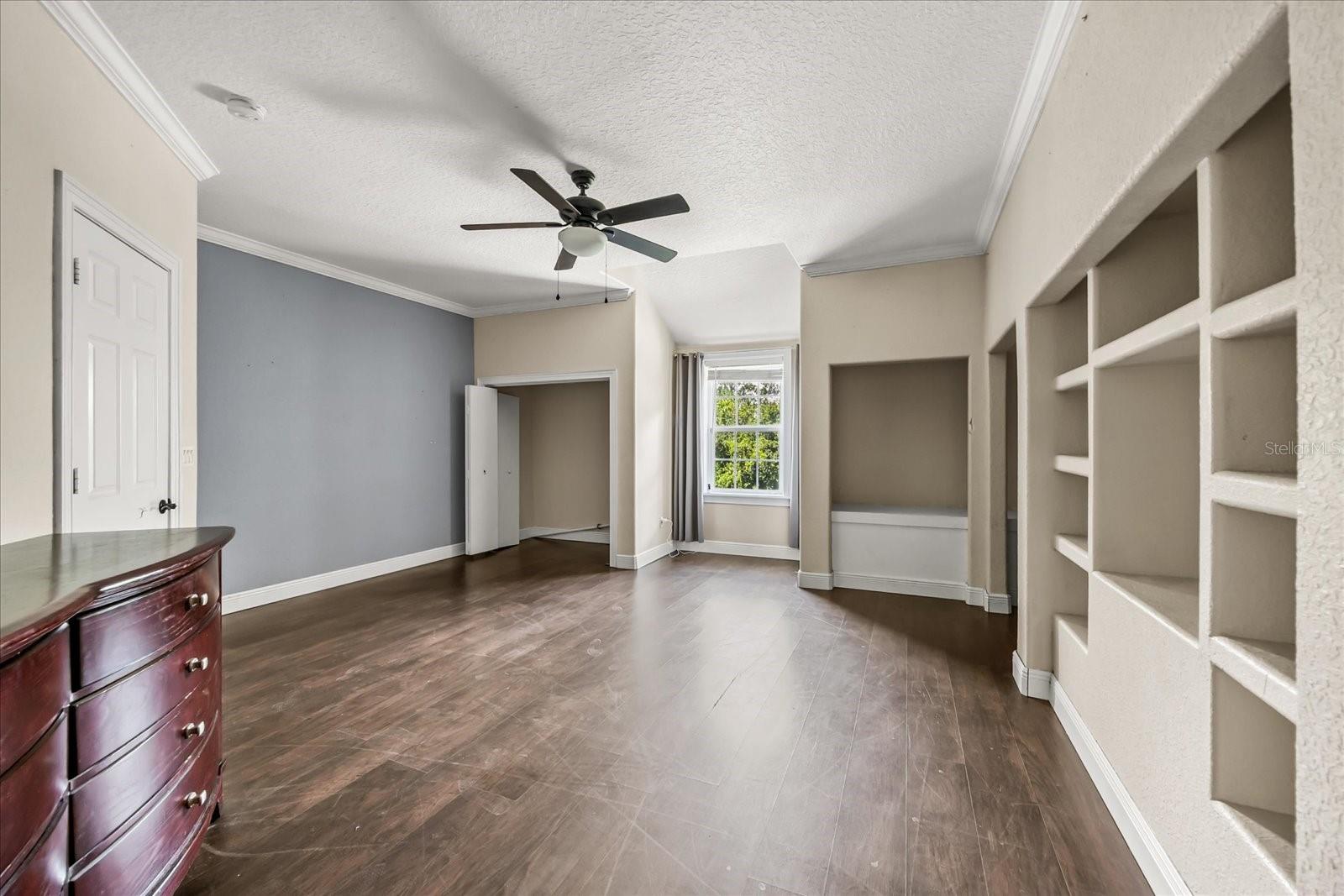 Image 23 of 43 For 3620 Leota Drive