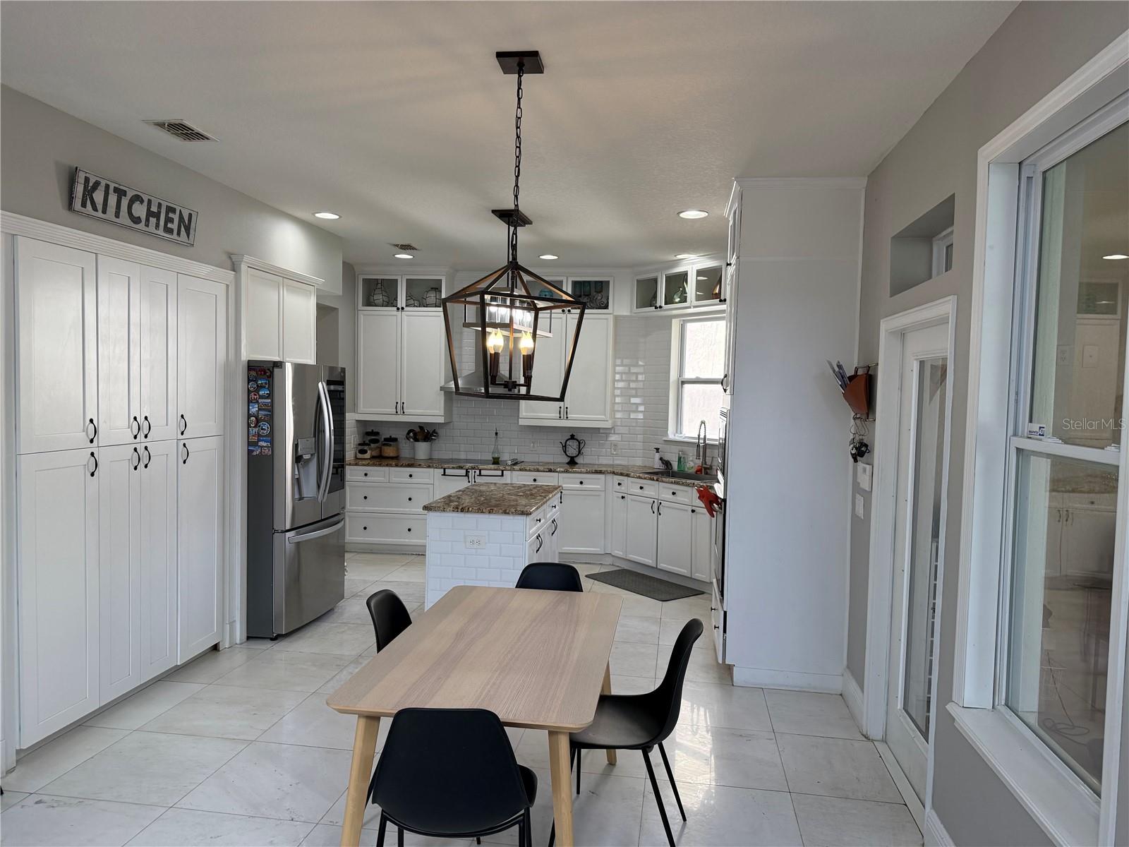 Image 14 of 45 For 6965 Tettenhall Lane