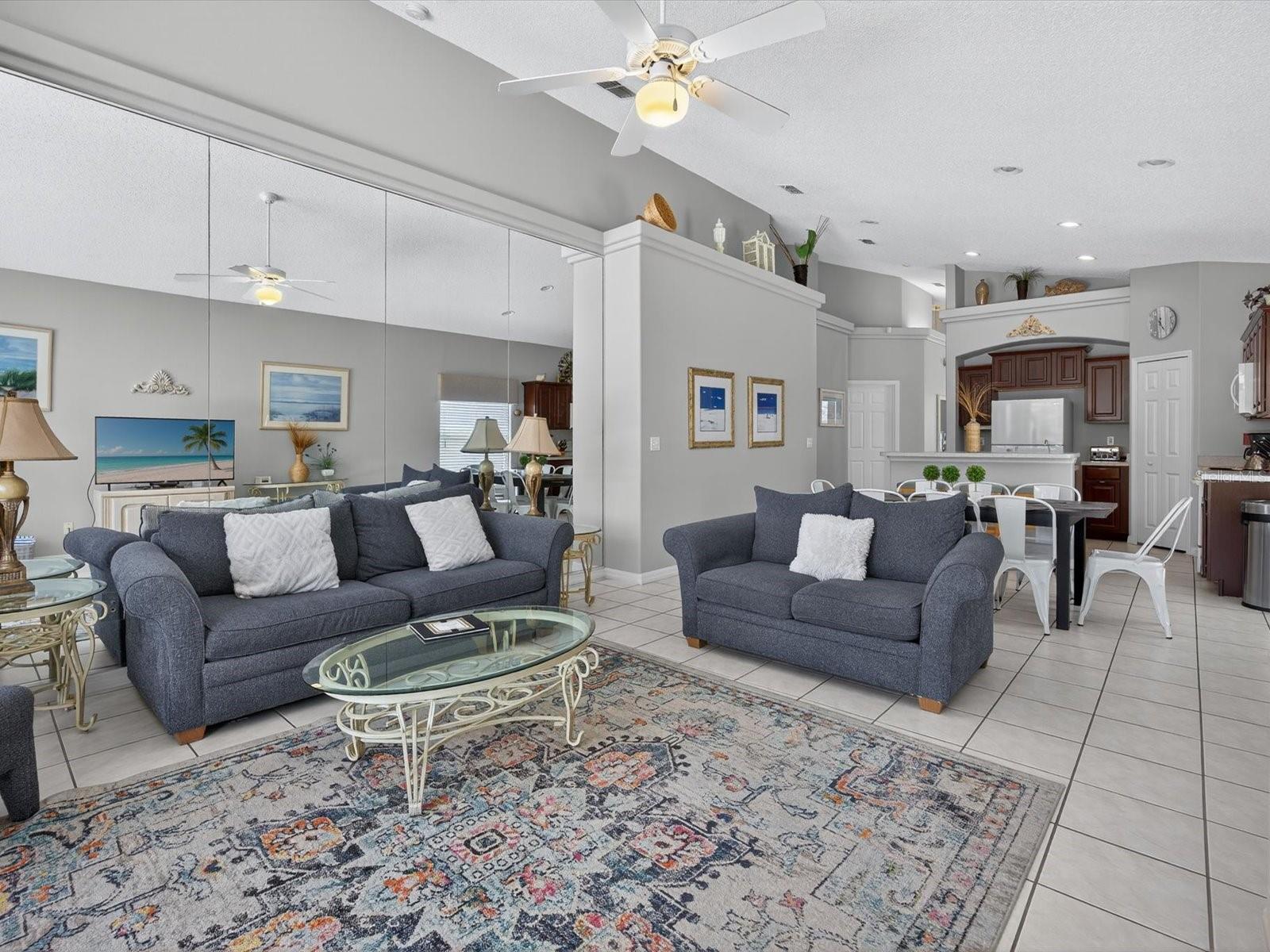 Image 14 of 59 For 16630 Rolling Green Drive