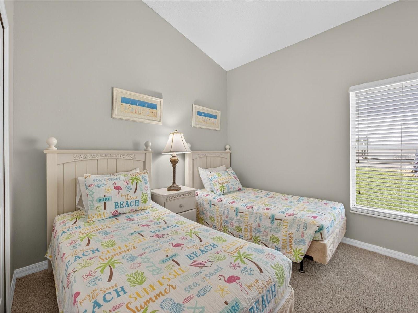 Image 24 of 59 For 16630 Rolling Green Drive