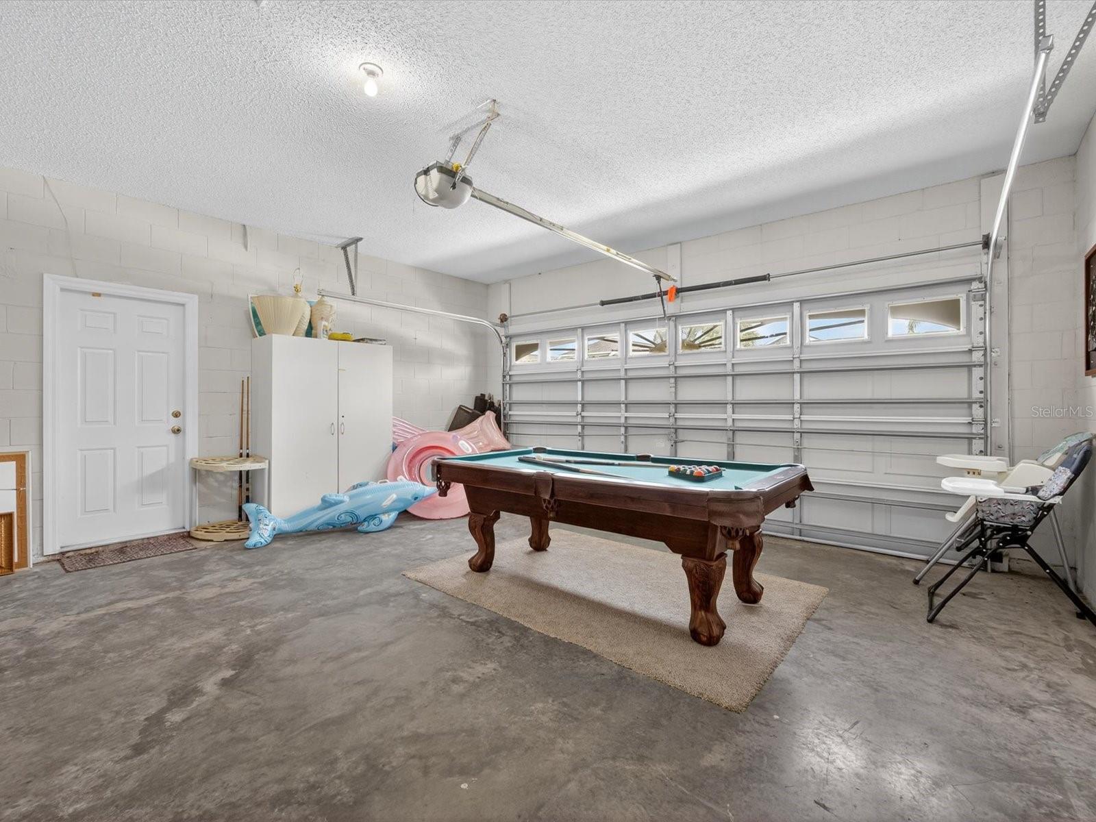 Image 33 of 59 For 16630 Rolling Green Drive