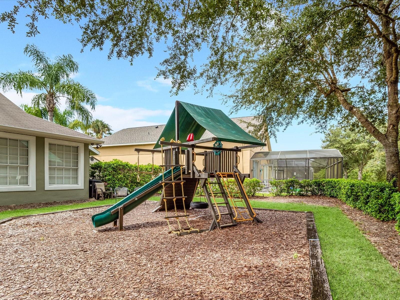 Image 54 of 59 For 16630 Rolling Green Drive