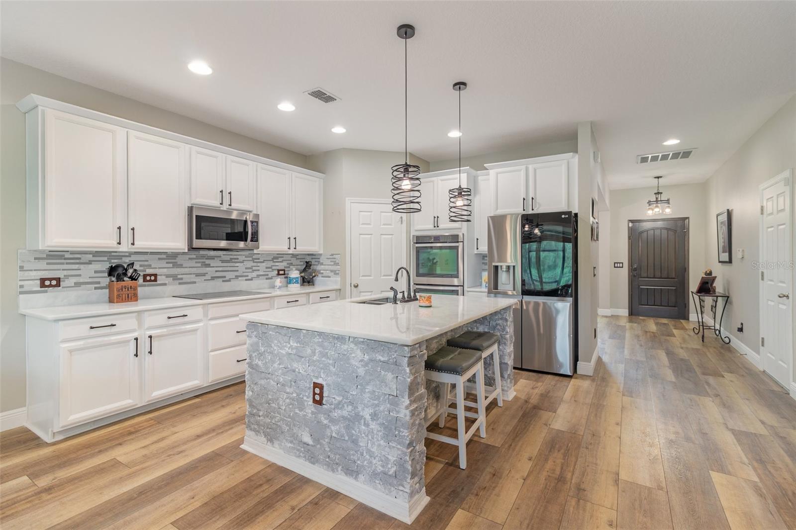 Image 10 of 41 For 546 Egret Place Drive