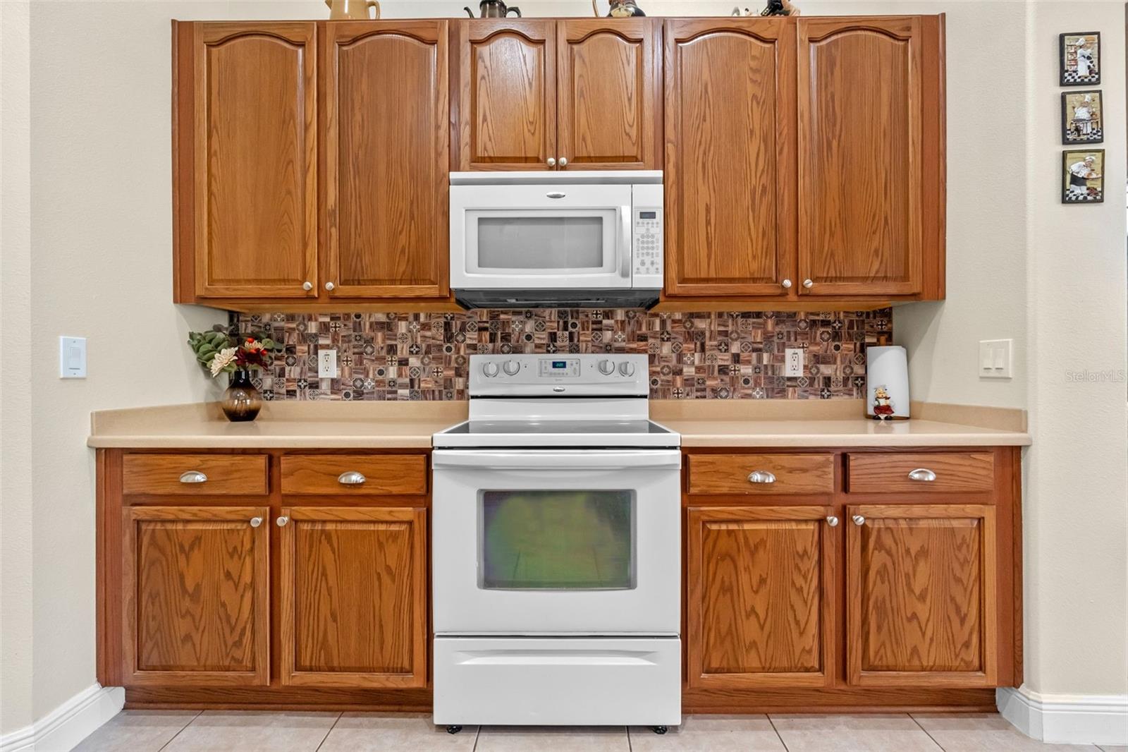 Image 15 of 46 For 1460 Prairie Oaks Drive