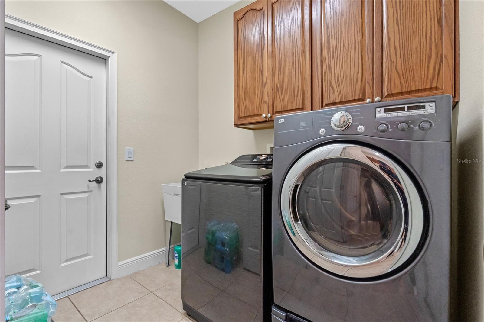 Image 17 of 46 For 1460 Prairie Oaks Drive