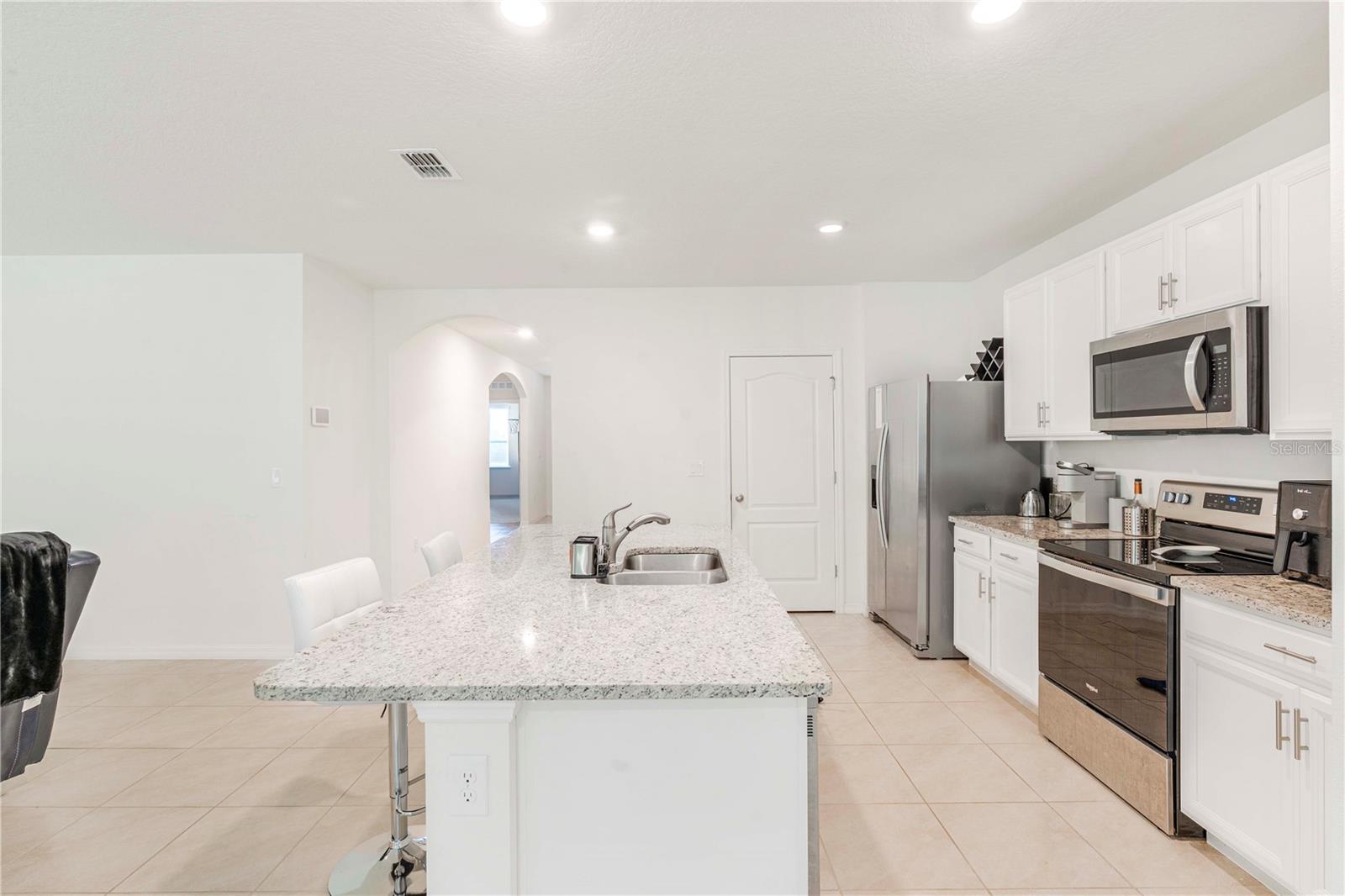 Image 7 of 18 For 321 Charles Drive