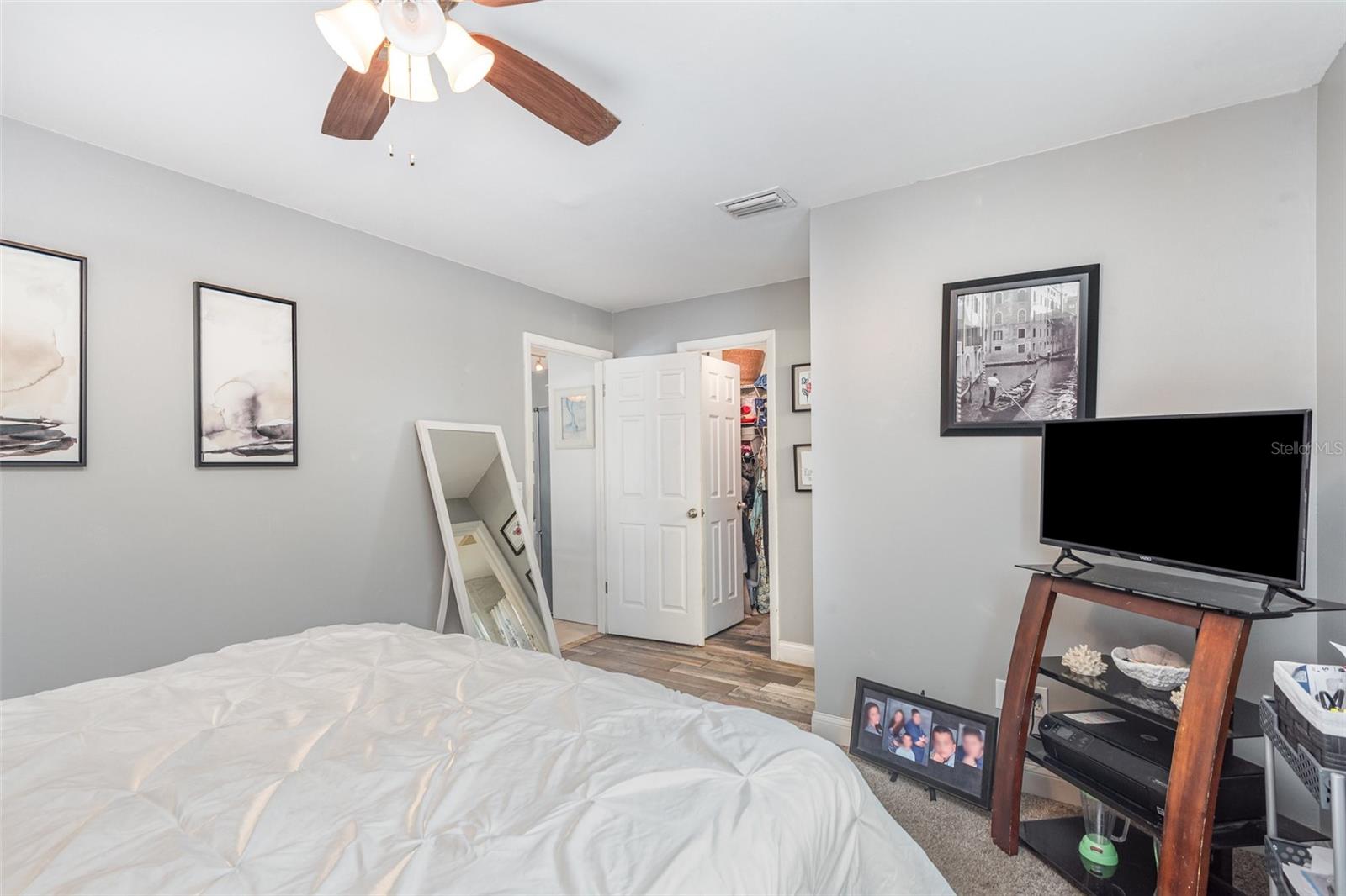 Image 13 of 33 For 1041 Tompkins Drive