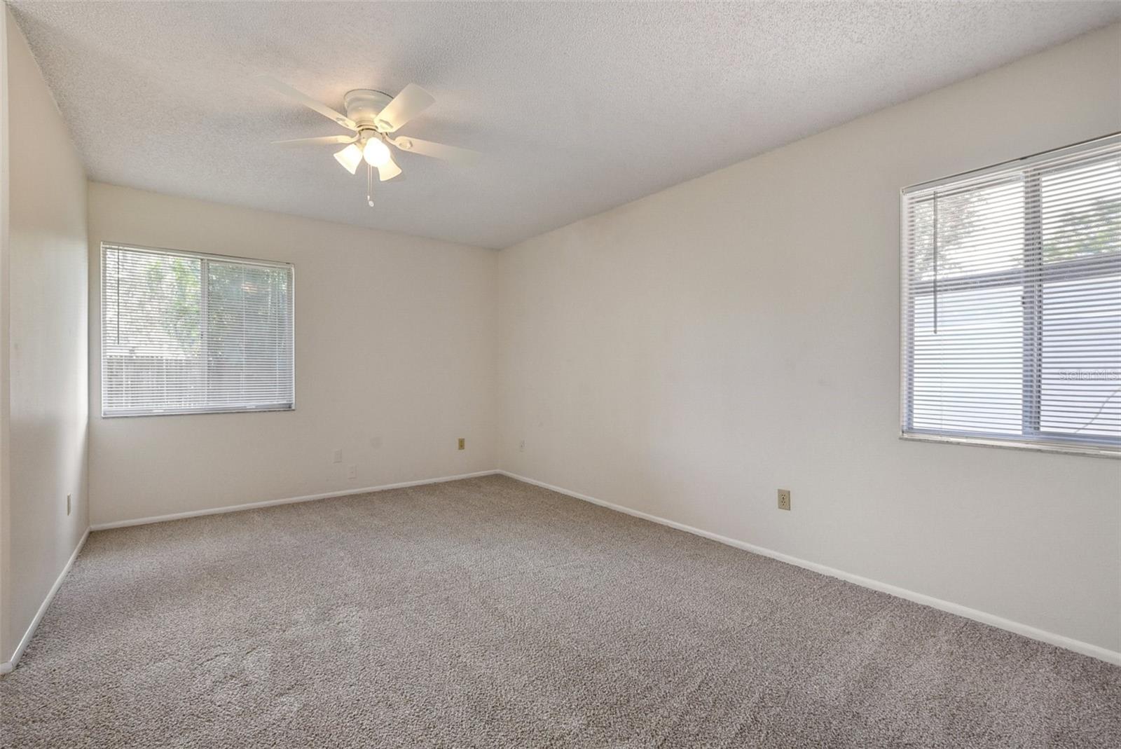 Image 13 of 27 For 309 Redwing Way