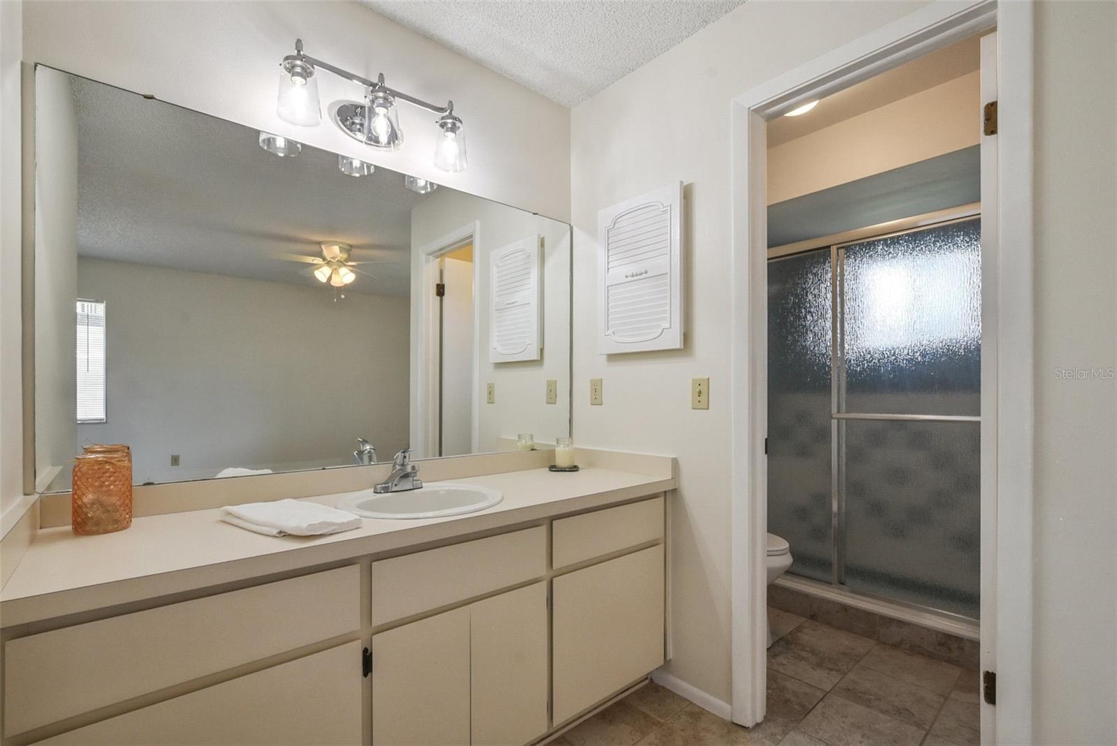 Image 16 of 27 For 309 Redwing Way