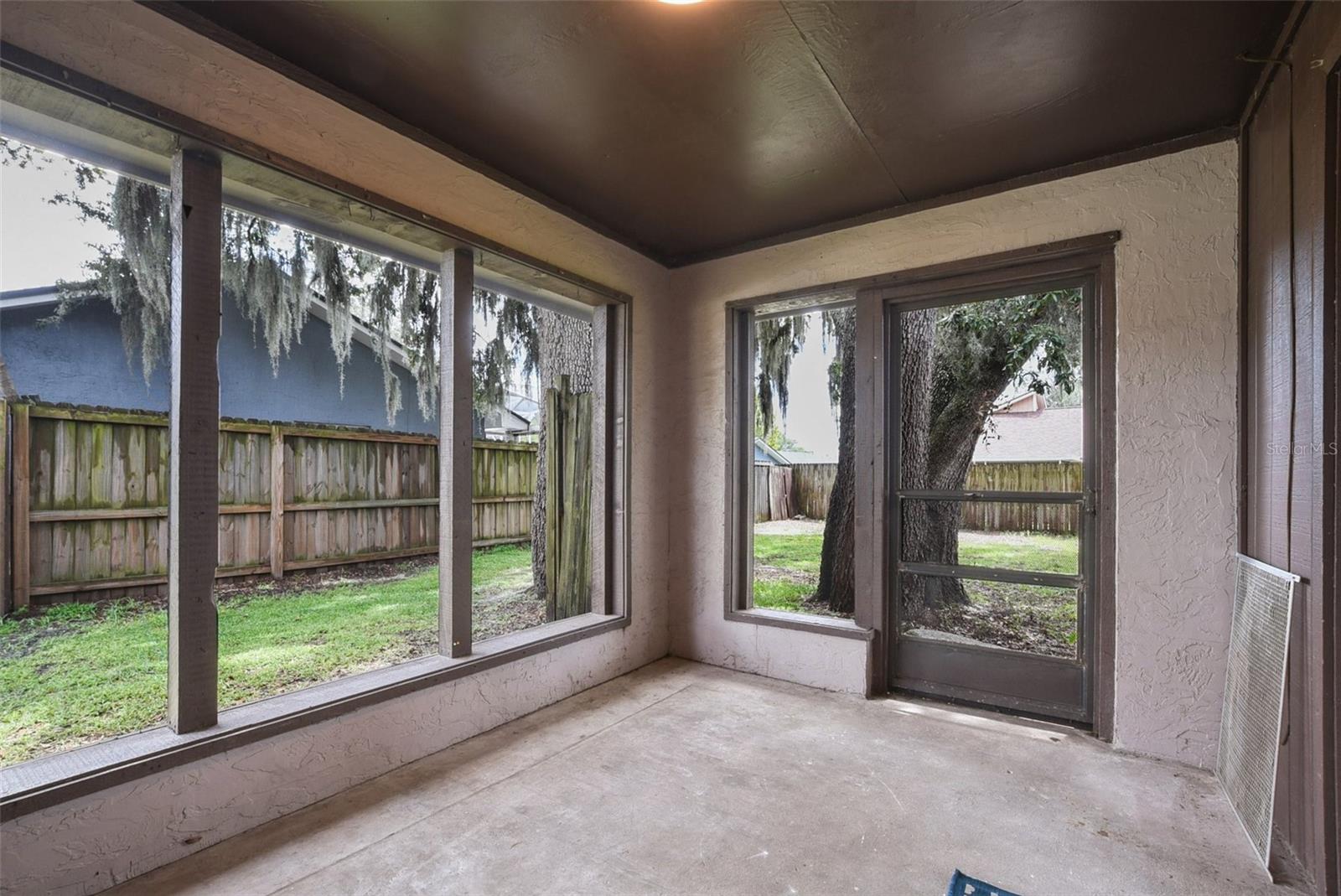 Image 18 of 27 For 309 Redwing Way