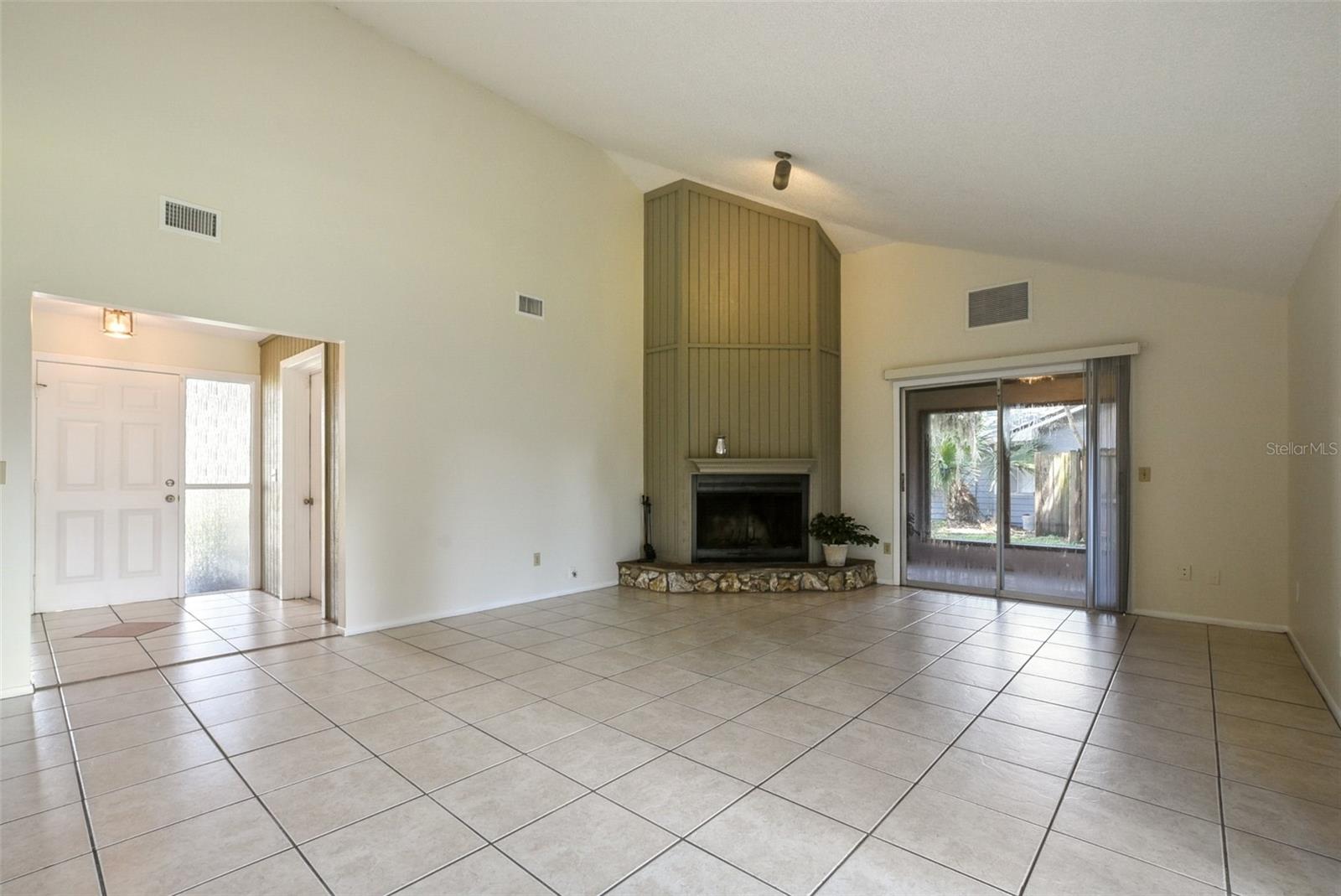 Image 3 of 27 For 309 Redwing Way