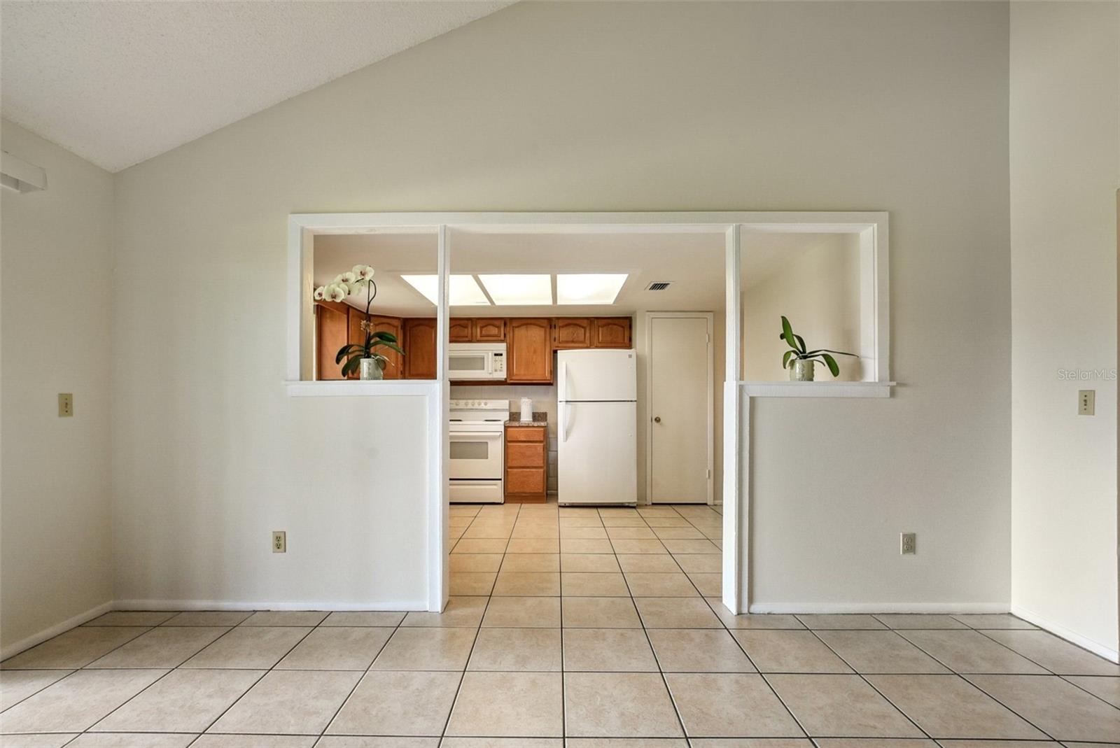 Image 5 of 27 For 309 Redwing Way